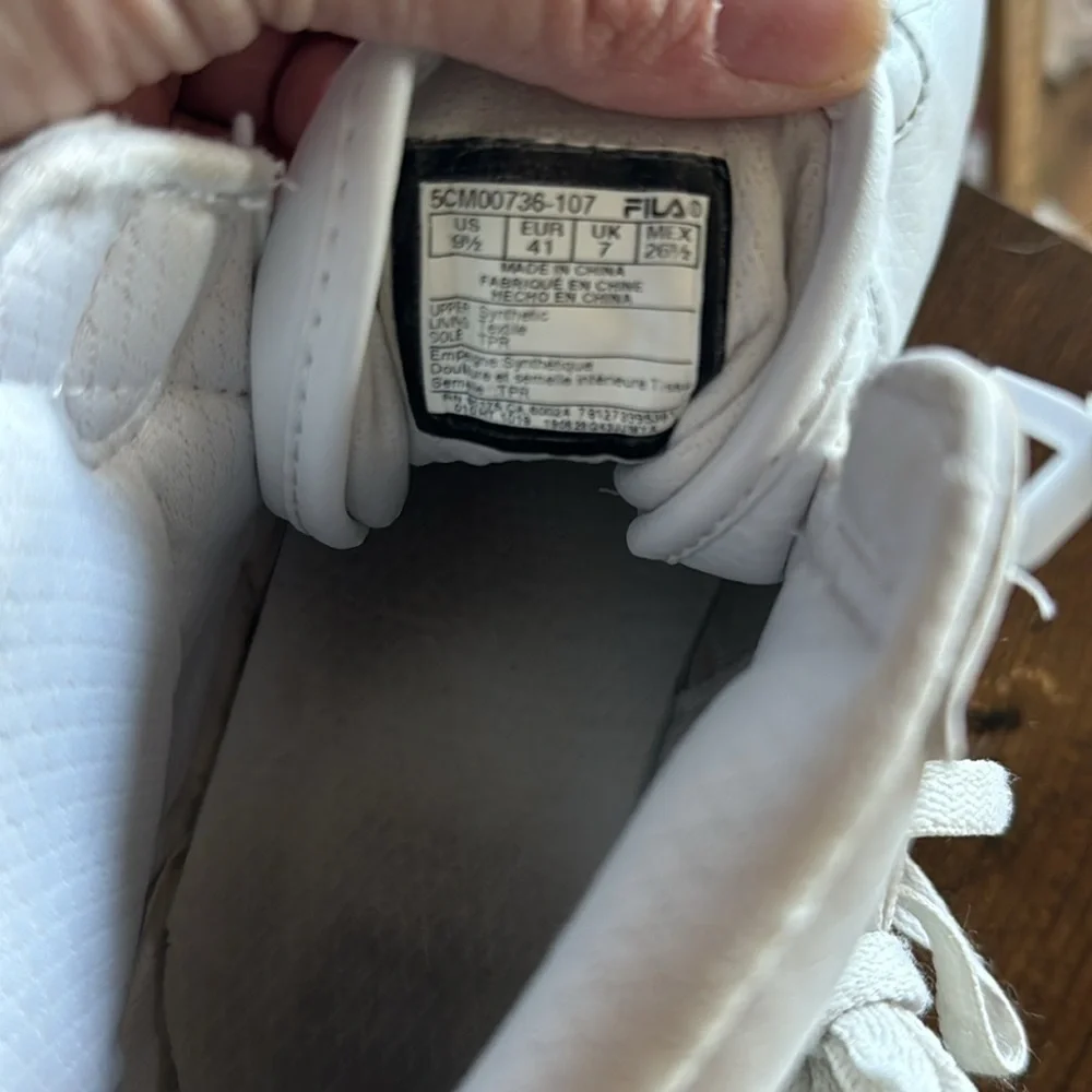 Fila Women’s Vulc 13 Mid top sneakers white camo bottoms size 9 1/2 **as is** - Picture 6 of 12